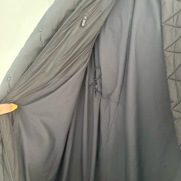 COPY - Lululemon Down Wunder 8 Black Puffer Coat - Picture 6 of 6